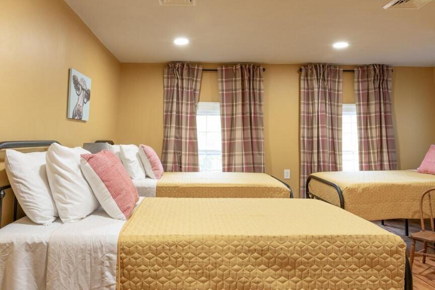 Heritage Trail Farmhouse New Hampton Екстериор снимка